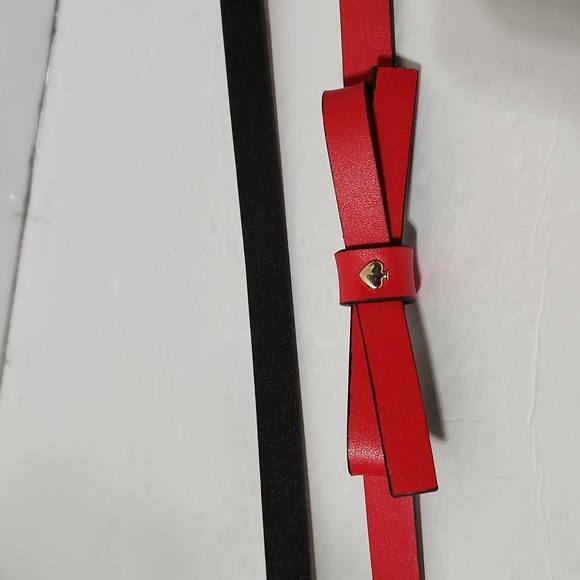 NWT Kate Spade New York Two Skinny Leather Belts Set. Size S display picture 2